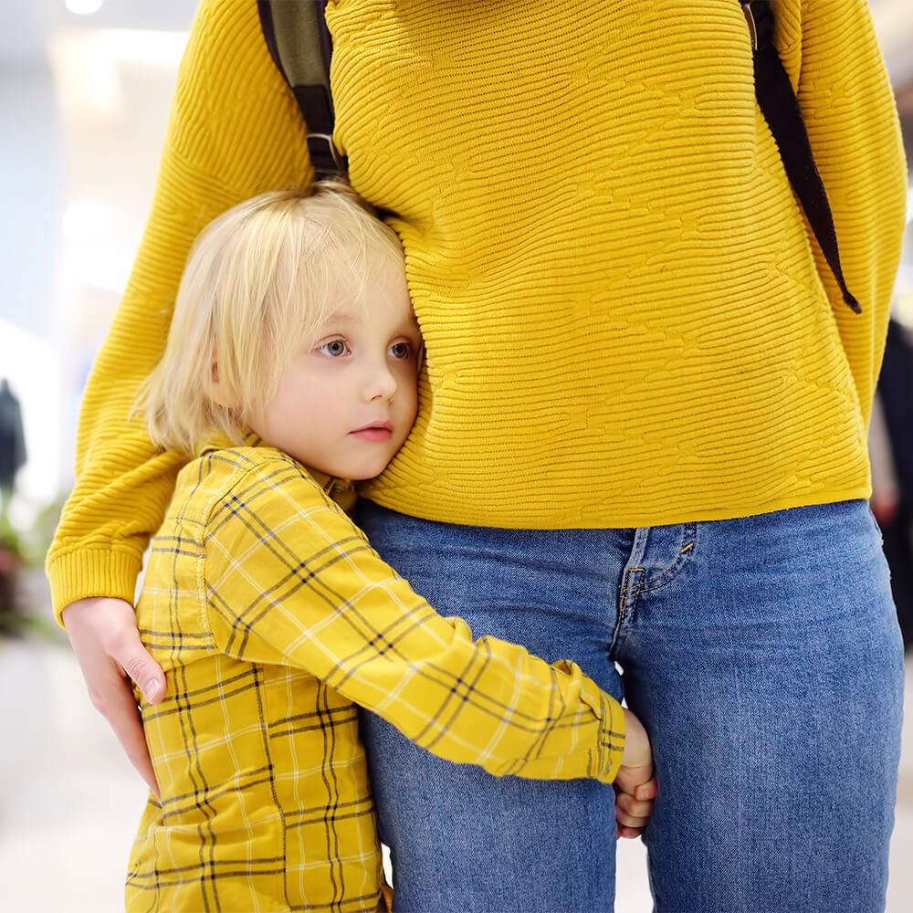 Szeparációs szorongás: ha a gyerek túlzottan ragaszkodik az anyukájához